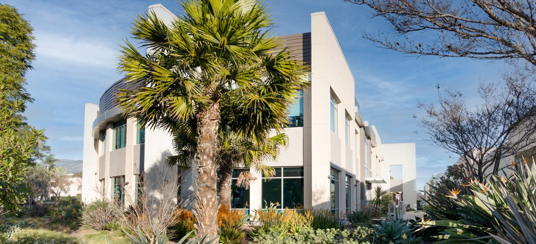 Front of the building where the Cottage Endocrinology Clinic is located